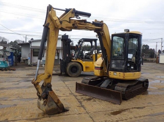 ขายรถขุด CAT 305SR คอนโทรลสั้น ปั๊มนิ้ว นำเข้าเองจากญี่ปุ่น สภาพสวยพร้อมใช้ ถึงเร็วๆนี้ครับ