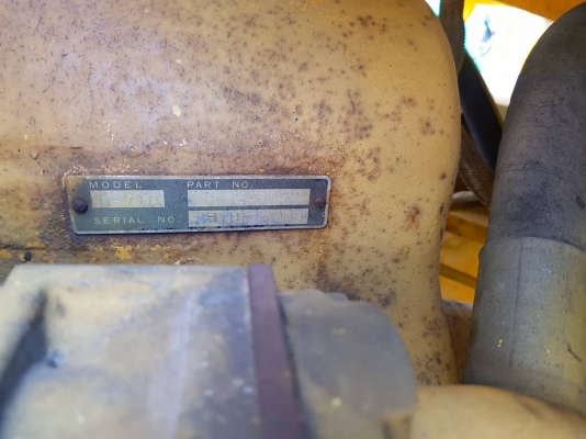 รถตักKOMATSU 510 PLAYLOADER ขนาดบุ้งกี๋ 1.2คิว. เครื่องยนต์ 4D105 รุ่นกรองเดี๋ยว ขนาดกระทะล้อ 24นิ้ว ยาง 16.9*24 นิ้ว ระบบเครื่องยนต์และเกียร์ทอลค์ สมบูรณ์แบบ สินค้ามีคุณภาพ เก่านอกไม่เคยใช้งานในไทย ราคา 760,000 บาท สนใจ ติดต่อ 081-8416818 , 083-4355829,0