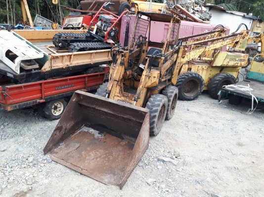 ขายถูกๆครับ รถตักล้อยาง บ็อบแค็ท YANMAR Y10W เครื่องดีเชล 2 สูบ เก่าญี่ปุ่น ประหยัด พร้อมใช้งาน
