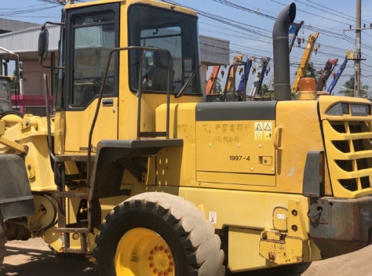 ขายรถตักล้อยาง KOMATSU WA200-3E แขนยาวพิเศษ รถนอกนำเข้าจากญี่ปุ่น สภาพสวยพร้อมใช้