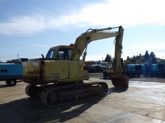 ขายรถขุด KOMATSU PC120-6 อาร์มพิเศษ นำเข้าเองจากญี่ปุ่น สภาพสวยพร้อมใช้ ถึงเร็วๆนี้ครับ