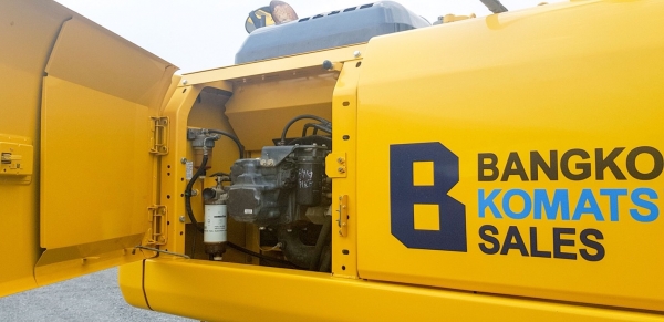 ขายด่วน!! Komatsu PC200-8MO ไมล์ ชม. 8,300 สภาพนางฟ้า ค่ะ ขายด่วน!! Komatsu PC200-8MO ไมล์ ชม. 8,300 สภาพนางฟ้า ค่ะ