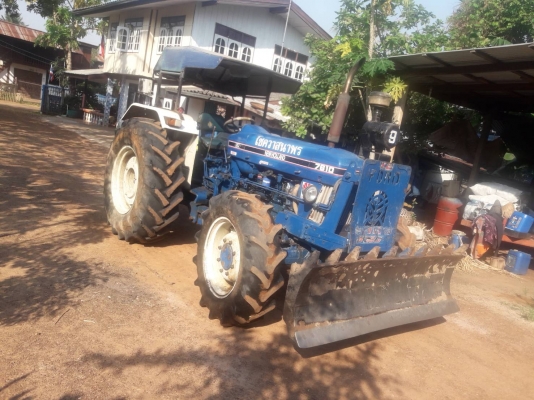 ขาย ยก ชุด 6 ล้อด้ัม 3 คัน +รถไถฟอร์ด 2 เพลา แบคโฮ + เทเลอร์ เล่มทะเบียนครบ พร้อมใช้งาน ราคา 3.5 ล้าน บาท ( ต่อรองหน้างาน ) ดูรถที จ. อำนาจเจริญ  สอบถามเพิ่ม 098 668-3479 dtac 094 283-9369 สิทธิ์ คับ