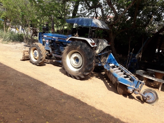 ขาย ยก ชุด 6 ล้อด้ัม 3 คัน +รถไถฟอร์ด 2 เพลา แบคโฮ + เทเลอร์ เล่มทะเบียนครบ พร้อมใช้งาน ราคา 3.5 ล้าน บาท ( ต่อรองหน้างาน ) ดูรถที จ. อำนาจเจริญ  สอบถามเพิ่ม 098 668-3479 dtac 094 283-9369 สิทธิ์ คับ