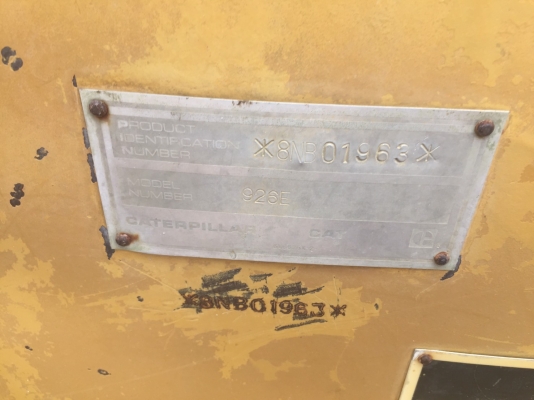 ขายรถตักCAT 926Eสภาพสวยพร้อมใช้ ราคา580,000บาท เอกสารเล่มทะเบียน ติดต่อคุณอ๊อฟ พิจิตร 086-737-9991 ขายรถตักCAT 926Eสภาพสวยพร้อมใช้ ราคา580,000บาท เอกสารเล่มทะเบียน ติดต่อคุณอ๊อฟ พิจิตร 086-737-9991