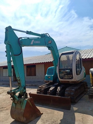 ขายจ้า..KOBELCO SK 60-2 มาร์คไฟว์  ธรรมดา เก่านอกแท้  ใช้งานมาน้อย 3,xxxชั่วโมง เครื่องปั๊มดี พร้อมใช้  โทร 089-3818694 จ๊อย