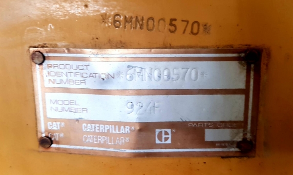 ขายรถตัก CATERPILLAR 324F  สภาพสวยมาก รถเดิมๆทั้งคัน  พร้อมใช้ น็อตไม่เคยแกะ ซื้อมือหนึ่งมาตักข้าว ของเหลวใหม่ทั้งหมด ยางดีทั้ง4เส้น 095-2268886 ตั้ม