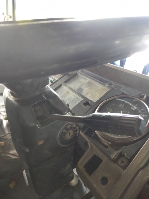 ขายหัวรถฮีโน่4D สวย อุปกรณ์ครบ ราคา 63000 บาท สนใจติดต่อคุณเอ 087-049-9962