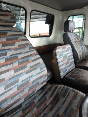 ขายหัวรถฮีโน่4D สวย อุปกรณ์ครบ ราคา 63000 บาท สนใจติดต่อคุณเอ 087-049-9962