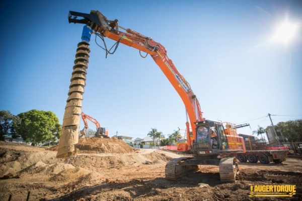 มอเตอร์สว่านเจาะดิน AugerTorque ของใหม่ นำเข้าโดยตรงจากออสเตรเลีย