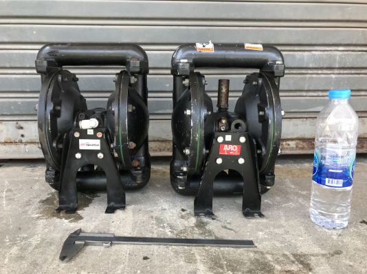 ( เหลือ 1ตัวครับ )ขายปั้มไดอะแฟรม ARO Ingersoll Rand โครงสร้างสแตนเลส ขนาด 1นิ้ว สภาพสวย ดูดแรง พร้อมใช้งาน มี 2ตัว ราคาตัวละ 6,300 บาท