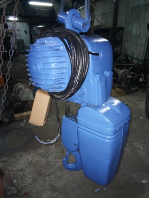 รอกไฟฟ้ามือสองมีจำหน่ายทุกรุ่นตั้งแต่รอกโซ่ไฟฟ้าขนาด1 ตันถึง 10 ตัน รวมถึง รอกสลิงไฟฟ้า 1 ตันถึง 50 ตัน บริการติดตั้งเครนสนามกลางแจ้ง เครนภายในอาคารโรงงานทุกจังหวัดทั่วประเทศ