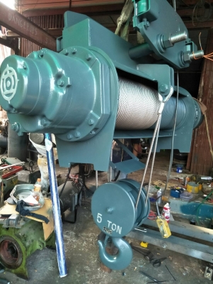 รอกไฟฟ้ามือสองมีจำหน่ายทุกรุ่นตั้งแต่รอกโซ่ไฟฟ้าขนาด1 ตันถึง 10 ตัน รวมถึง รอกสลิงไฟฟ้า 1 ตันถึง 50 ตัน บริการติดตั้งเครนสนามกลางแจ้ง เครนภายในอาคารโรงงานทุกจังหวัดทั่วประเทศ