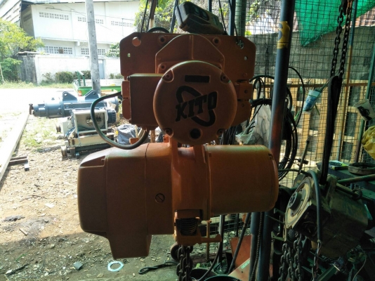 รอกไฟฟ้ามือสองมีจำหน่ายทุกรุ่นตั้งแต่รอกโซ่ไฟฟ้าขนาด1 ตันถึง 10 ตัน รวมถึง รอกสลิงไฟฟ้า 1 ตันถึง 50 ตัน บริการติดตั้งเครนสนามกลางแจ้ง เครนภายในอาคารโรงงานทุกจังหวัดทั่วประเทศ