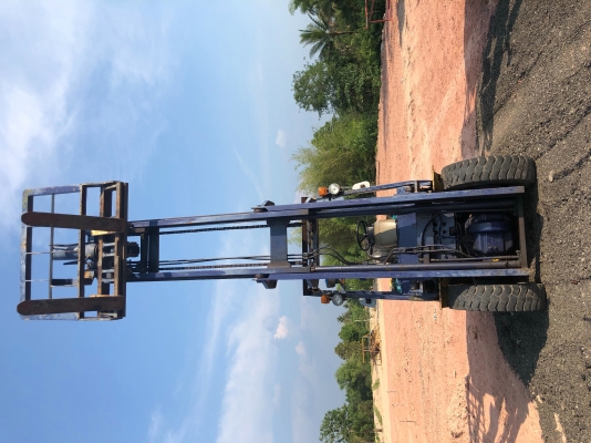 รถยกโฟล์คลิฟท์KOMATSU FD35T-7 รถยกโฟล์คลิฟท์KOMATSU FD35T-7