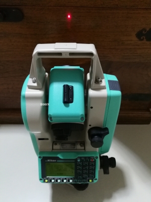 กล้องสำรวจมือสอง Total Station Nikon NPL322+ 5&rdquo;