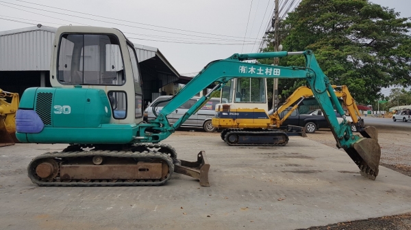 รถขุดโคมัสสุPC30-7เก่าญี่ปุ่น