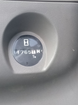 ขายจ้า..HITACHI EX120-5 เก่าใน สภาพดี  เครื่องปั๊มแห้ง  อินวอย พร้อมใช้ โทร 089-3818694 จ๊อย