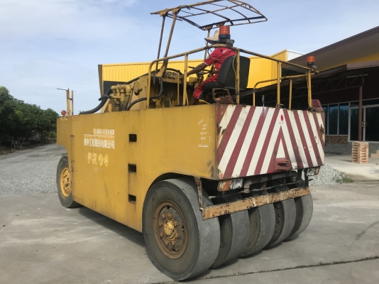 ขายรถบดล้อยาง9ล้อKAWASAKIรุ่นKR20D นำเข้าญี่ปุ่น ไม่เคยใช้งานในไทยมีเอกสารพร้อม เครื่องอีซูซุ6BD1 มีให้เลือกหลายคัน ขายถูกๆ Line  : Jiraroj2909