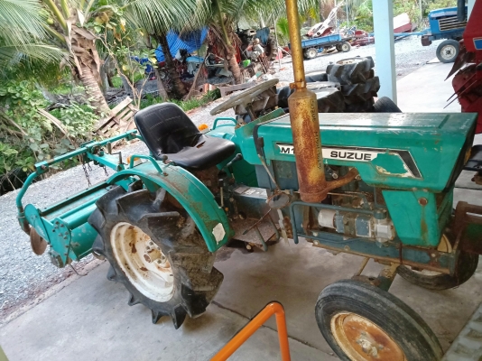 รถไถ รถแทรคเตอร์ suzur15แรง