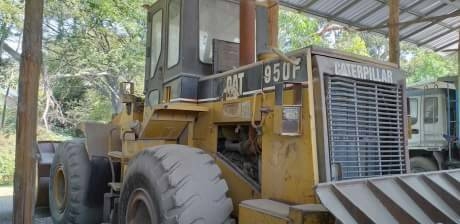 ขายรถตักCAT950F พร้อมใช้เล่มทะเบียนราคา 590,000 ขายรถตักCAT950F พร้อมใช้เล่มทะเบียนราคา 590,000