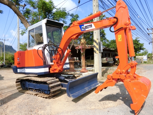 KUBOTA KH-60 ขนาดPC-25 <มีVDOให้ชม> บุ้งกี๊ปากคีบ รถเก่านอกมีเอกสาร☎️สนใจติดต่อ 085-5632278<ราคาต่อรองได้> KUBOTA KH-60 ขนาดPC-25 <มีVDOให้ชม> บุ้งกี๊ปากคีบ รถเก่านอกมีเอกสาร☎️สนใจติดต่อ 085-5632278<ราคาต่อรองได้>