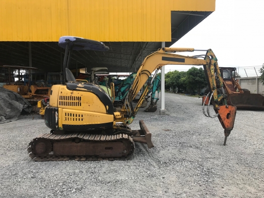 ขายถูกรถแบคโฮKOMATSUรุ่นPC27MR-1นำเข้าญี่ปุ่นไม่เคยใช้งานในไทยเอกสารพร้อม มีหัวกระแทกพร้อมบุ้งกี๋แทร็กเหล็กปั้มนิ้วทำงานไวเครื่อง3สูบสภาพดีพร้อมใช้งาน 081-8302909 จิรโรจน์ Line : jiraroj2909