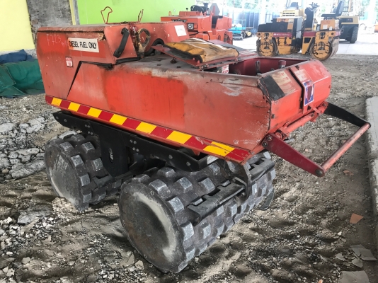 ขายรถบดล้อหนามDYNAPACรุ่นLP8500รถนอกนำเข้าไม่เคยใช้งานในไทย สภาพดีพร้อมใช้งานขาย230000ลดเหลือ135000 Line:Jiraroj2909