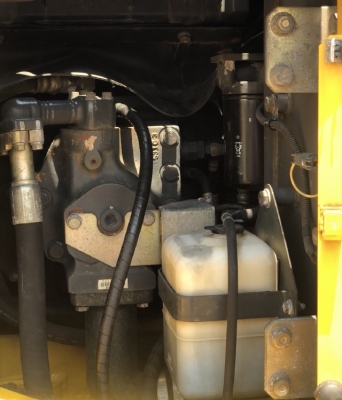 ขายรถขุด KOMATSU PC138US-2 นำเข้าเองจากญี่ปุ่น สภาพสวยพร้อมใช้ มีVDOการทำงานครับ ขายรถขุด KOMATSU PC138US-2 นำเข้าเองจากญี่ปุ่น สภาพสวยพร้อมใช้ มีVDOการทำงานครับ