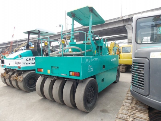 9ล้อ SAKAI TS200 ตัวเดียวกับบ้านเรา Isuzu 6BG1 จากญี่ปุ่น ยางสวยๆ บอดี้ดี สีสวยครับ