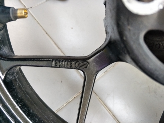 ล้อแม็กใส่ Zoomer Scoopy Click ล้อแม็กใส่ Zoomer Scoopy Click