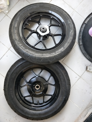 ล้อแม็กใส่ Zoomer Scoopy Click