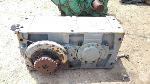 เกียร์ทดรอบญี่ปุ่น PARAMAX SUMITOMO ทด 1:5 ใช้กับมอเตอร์ 100 HP สภาพสวยหมุนนิ่มเข้าใหม่ 2 ตัว เกียร์ทดรอบญี่ปุ่น PARAMAX SUMITOMO ทด 1:5 ใช้กับมอเตอร์ 100 HP สภาพสวยหมุนนิ่มเข้าใหม่ 2 ตัว