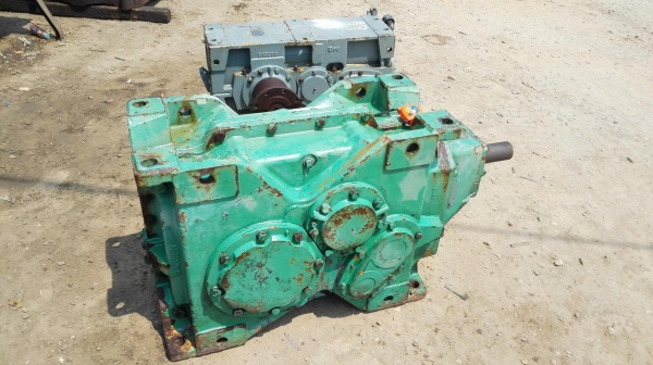 เกียร์ทดรอบญี่ปุ่น PARAMAX SUMITOMO ทด 1:5 ใช้กับมอเตอร์ 100 HP สภาพสวยหมุนนิ่มเข้าใหม่ 2 ตัว เกียร์ทดรอบญี่ปุ่น PARAMAX SUMITOMO ทด 1:5 ใช้กับมอเตอร์ 100 HP สภาพสวยหมุนนิ่มเข้าใหม่ 2 ตัว