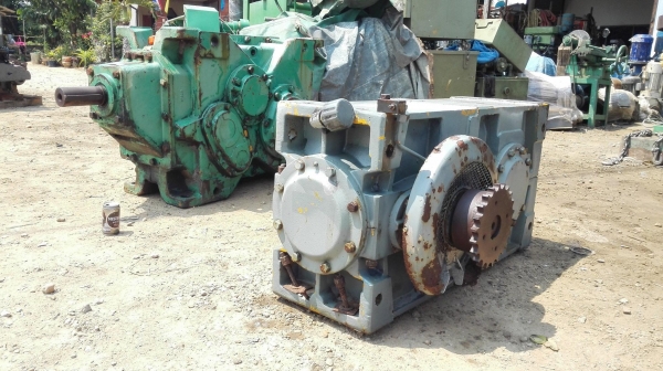 เกียร์ทดรอบญี่ปุ่น PARAMAX SUMITOMO ทด 1:5 ใช้กับมอเตอร์ 100 HP สภาพสวยหมุนนิ่มเข้าใหม่ 2 ตัว เกียร์ทดรอบญี่ปุ่น PARAMAX SUMITOMO ทด 1:5 ใช้กับมอเตอร์ 100 HP สภาพสวยหมุนนิ่มเข้าใหม่ 2 ตัว