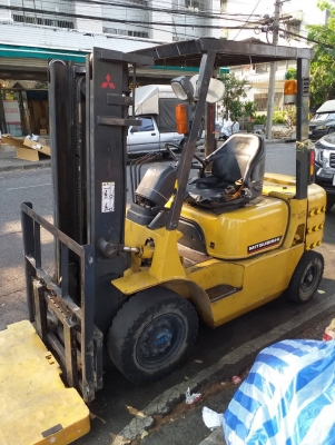 อาร์ ซี เอช โฟรคลิฟท์   ขาย มิซู 2 ตัน ดีเซล เสา 3 เมตร