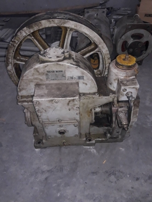 ขายตู้ไฟควบคุมอุปกรณ์ลิฟต์ในอาคาร โทร 0882033334