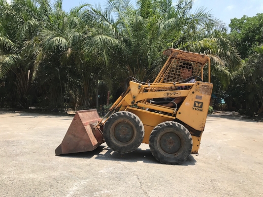 ขายรถตัก BOBCAT YANMAR Y10W ดีเซล ขับ4ล้อ สวยเดิมจากญี่ปุ่น ยังไม่เคยใช้ในไทย125,000เท่านั้น!! ขายรถตัก BOBCAT YANMAR Y10W ดีเซล ขับ4ล้อ สวยเดิมจากญี่ปุ่น ยังไม่เคยใช้ในไทย125,000เท่านั้น!!