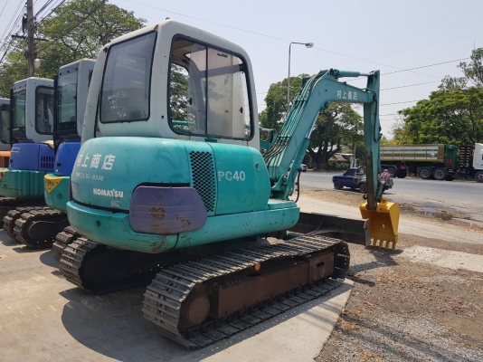 รถขุดKomatsu PC40-7 เก่าญี่ปุ่น  อาร์มยาวพิเศษ