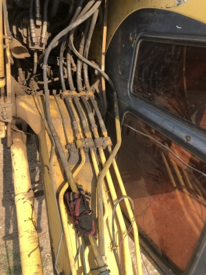 แบคโฮ KOMATSU PC120-6Z  สภาพพร้อมใช้งาน