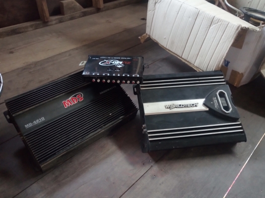 ขอขายเครี่ยงติดรถยนต์ชุดใหญ่ครับราคาเบาๆครับ