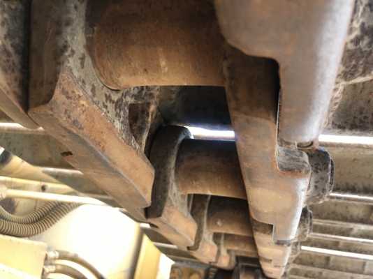 CAT D6N สภาพสวยจากญี่ปุ่น รถมาถึงไทยแล้วครับ ราคาไม่แพง