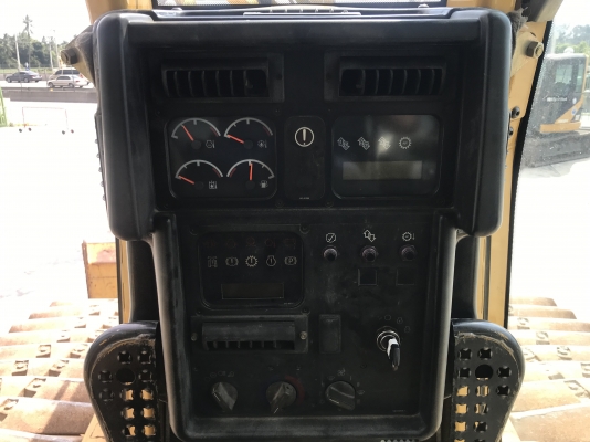 CAT D6N สภาพสวยจากญี่ปุ่น รถมาถึงไทยแล้วครับ ราคาไม่แพง