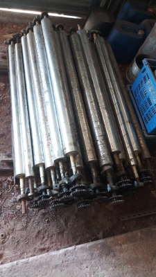 ขายชิ้นงานลูกกลิ้งเหล็ก