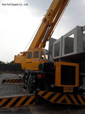 ขายด่วน รถเครน KATO KR 25H-III (25 ตัน) พร้อมทะเบียน