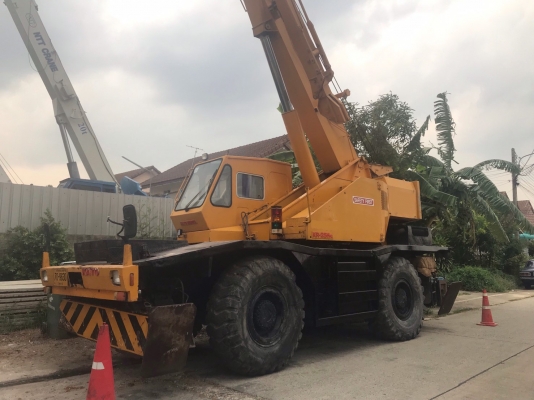 ขายด่วน รถเครน KATO KR 25H-III (25 ตัน) พร้อมทะเบียน