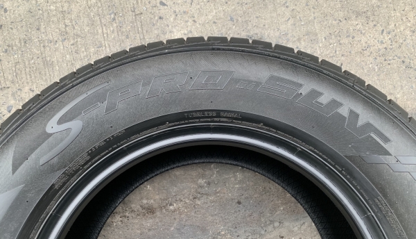 ยางป้ายแดง 265-65-17 Maxxis รถออกปี 19 ตุ่มเด้ง เส้นสีชัด