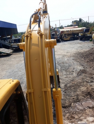 ขายแบคโฮKOMATSU PC120-6 ราคา 590,000