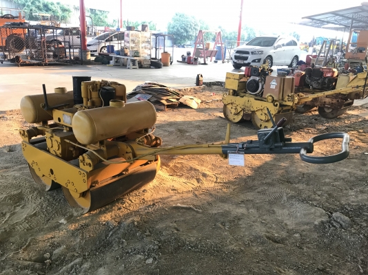 ขายรถบดเดินตาม Bomag มือสองญี่ปุ่น บดอัดสั่นสเทือนได้ เครื่องดีเซล สภาพดีพร้อมใช้งานมีให้เลือกหลายคันหลายขนาด Line: Jiraroj2909