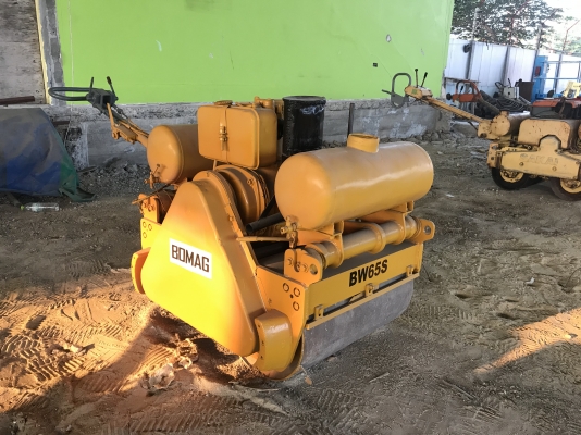 ขายรถบดเดินตาม Bomag มือสองญี่ปุ่น บดอัดสั่นสเทือนได้ เครื่องดีเซล สภาพดีพร้อมใช้งานมีให้เลือกหลายคันหลายขนาด Line: Jiraroj2909